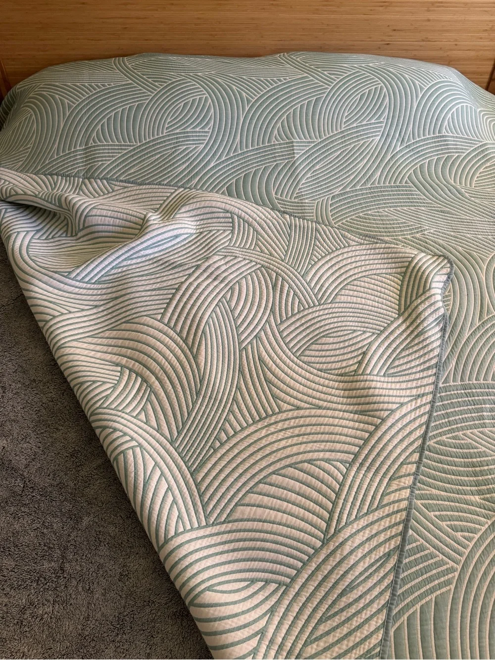 King Size Soft Wave Quilted Bedspread - Light Aqua/White